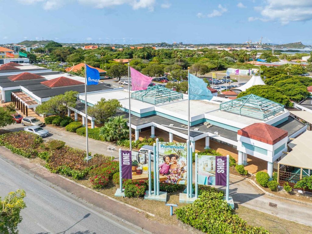 goedkoop auto huren curacao Promenade shopping mall