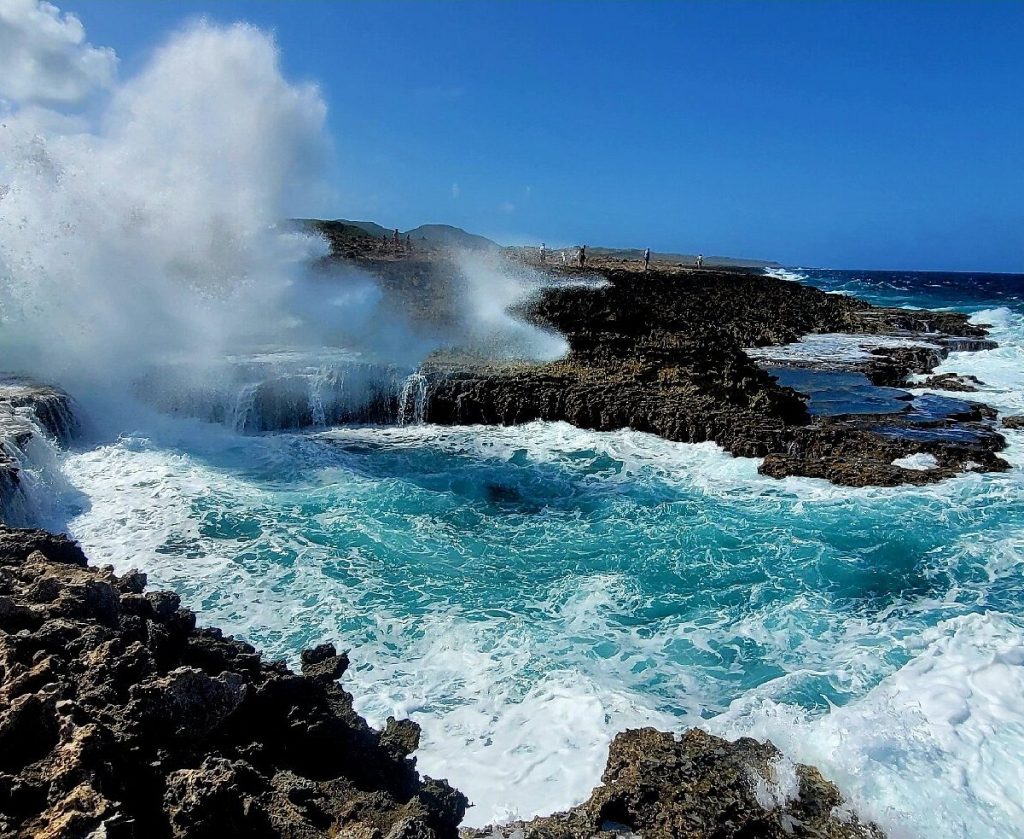 car rental curacao hike shete boka